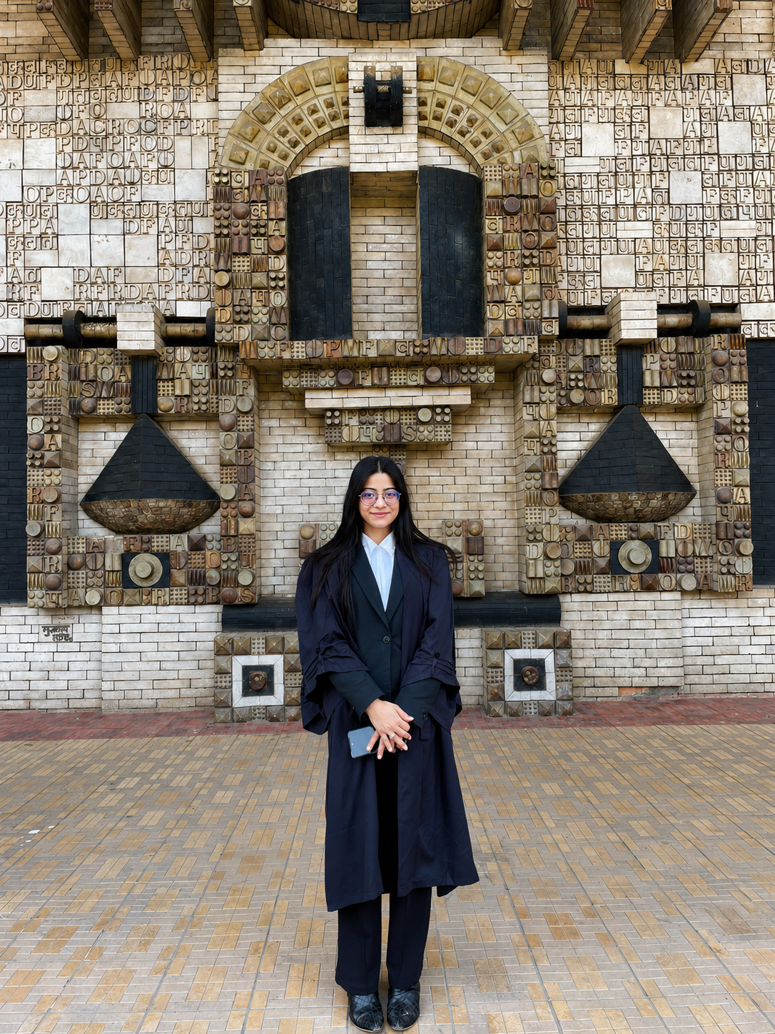 Adv. Megha Malhotra - Matrimonial Advocate Tis Hazari Courts Delhi